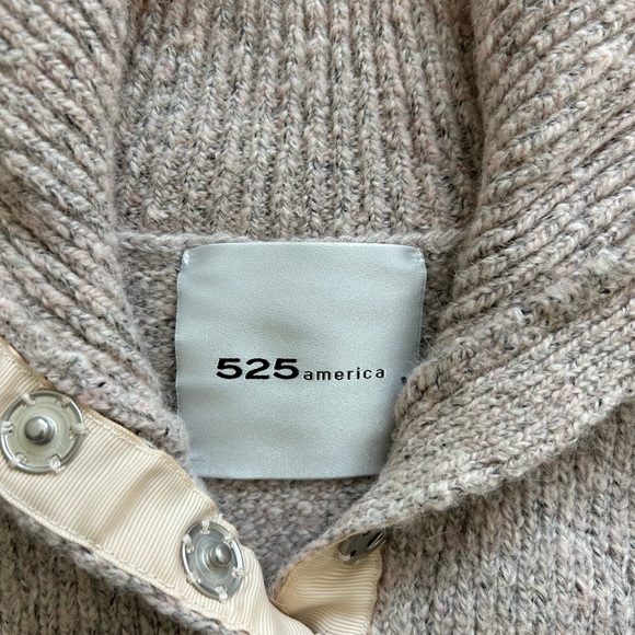 Boxy Snap Snap Front Henley - Picture 3 of 5